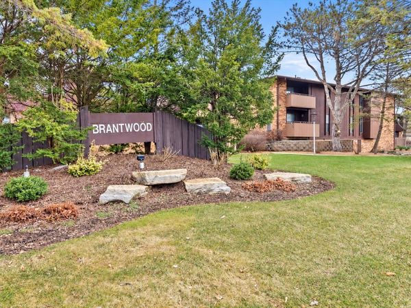 7011 N Green Bay Ave, Unit A, Glendale, WI 53209