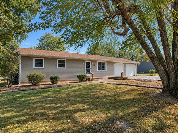 1200 S Wilson Street , Benton, IL 62812