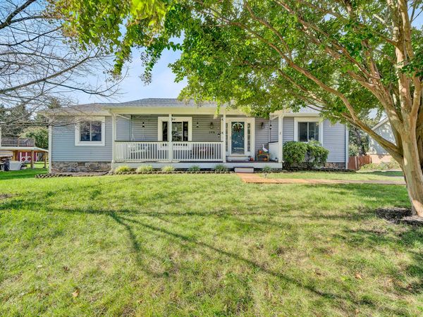 146 Spring Grove DR , Vinton, VA 24179