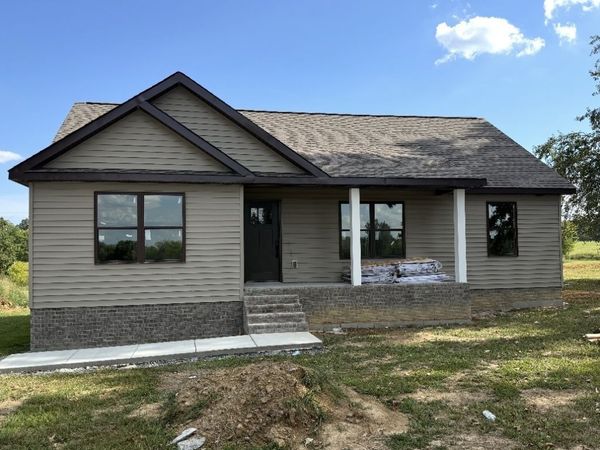 6138 Rocky Mound Rd , Westmoreland, TN 37186