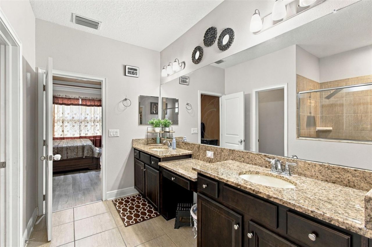 1015 Tracey Ann Loop , Seffner, FL 33584 Photo
