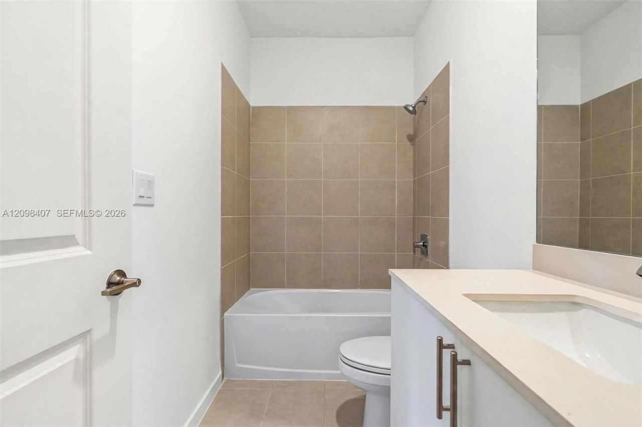 11011 SW 230 Terrace, Miami, FL 33170 Photo