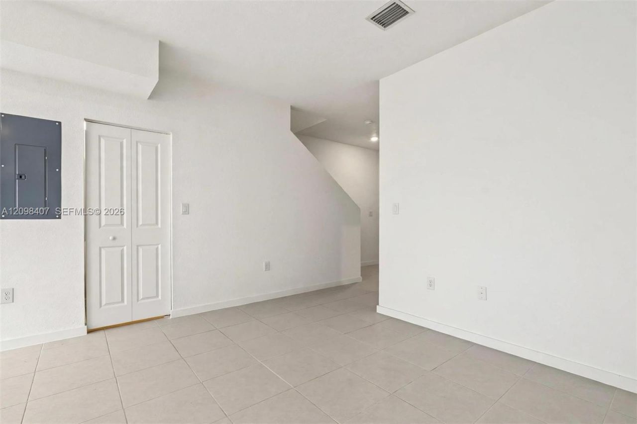 11011 SW 230 Terrace, Miami, FL 33170 Photo