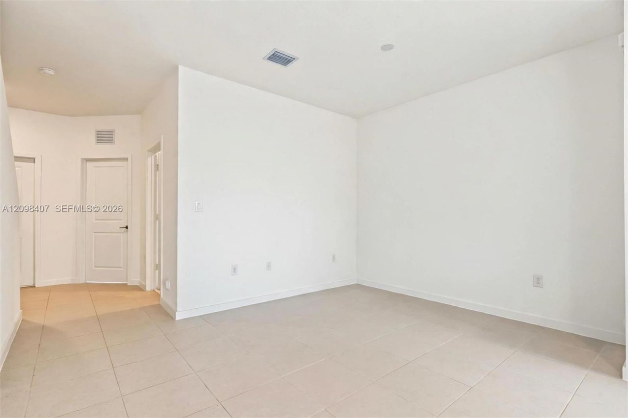 11011 SW 230 Terrace, Miami, FL 33170 Photo