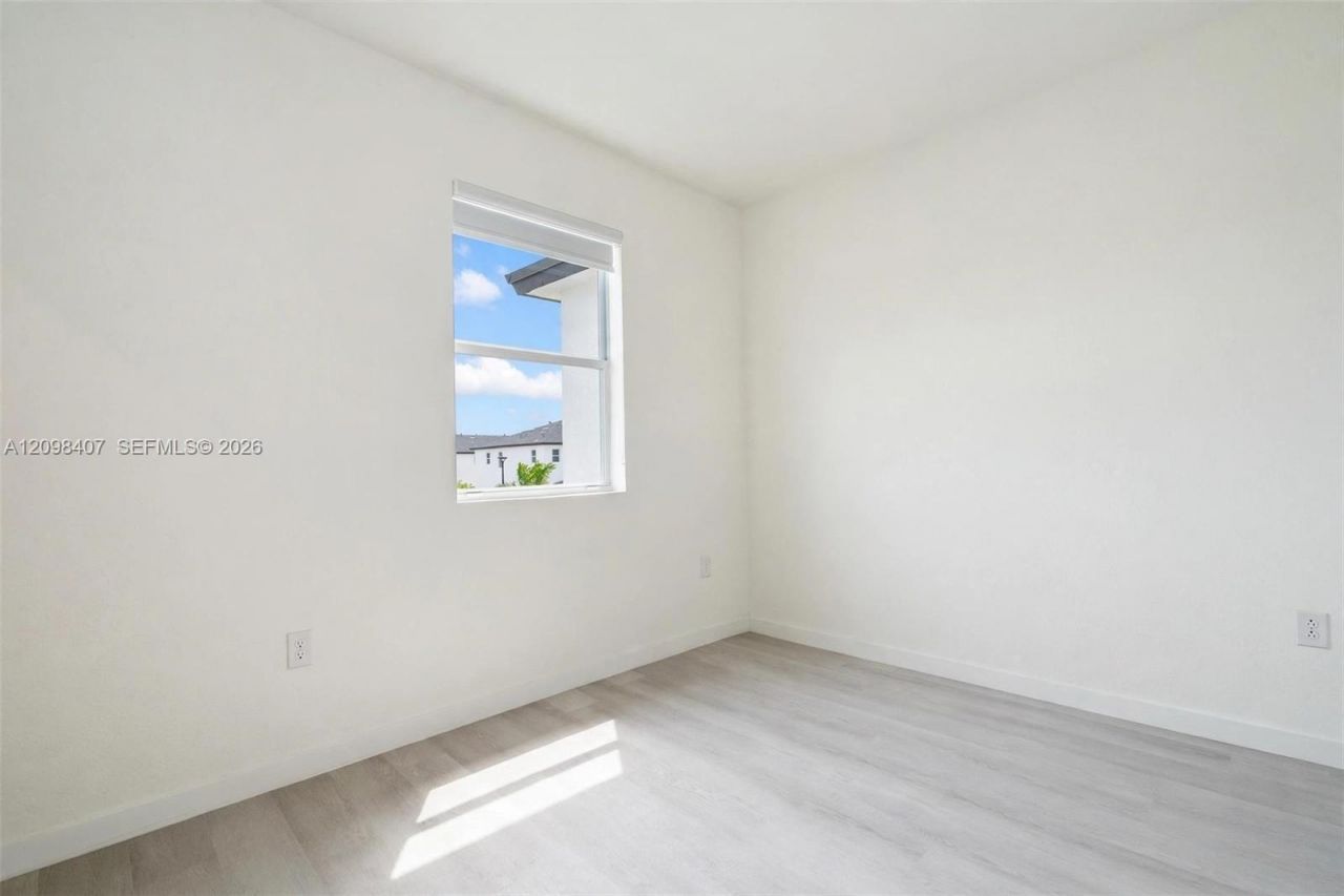 11011 SW 230 Terrace, Miami, FL 33170 Photo