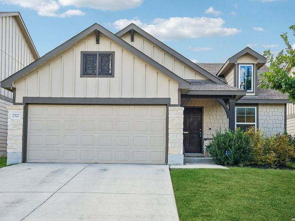 27527 SAGE VW, Boerne, TX 78015