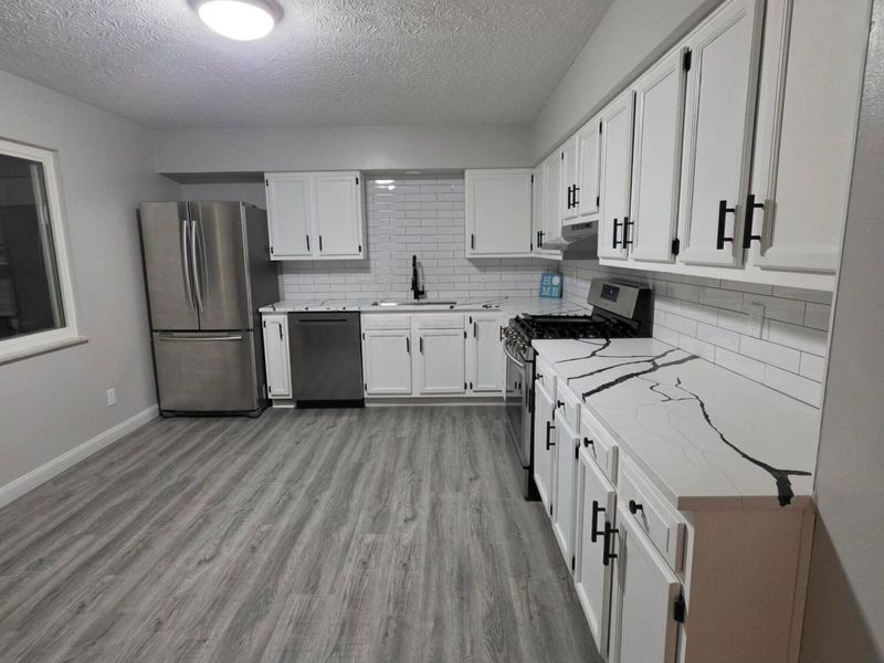 2870 Chesfield Drive, Columbus, OH 43204 Photo 7