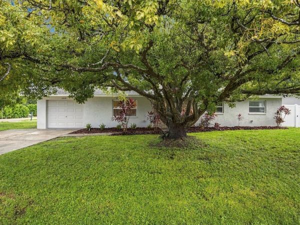 3205 DUNBAR DRIVE , SARASOTA, FL 34232