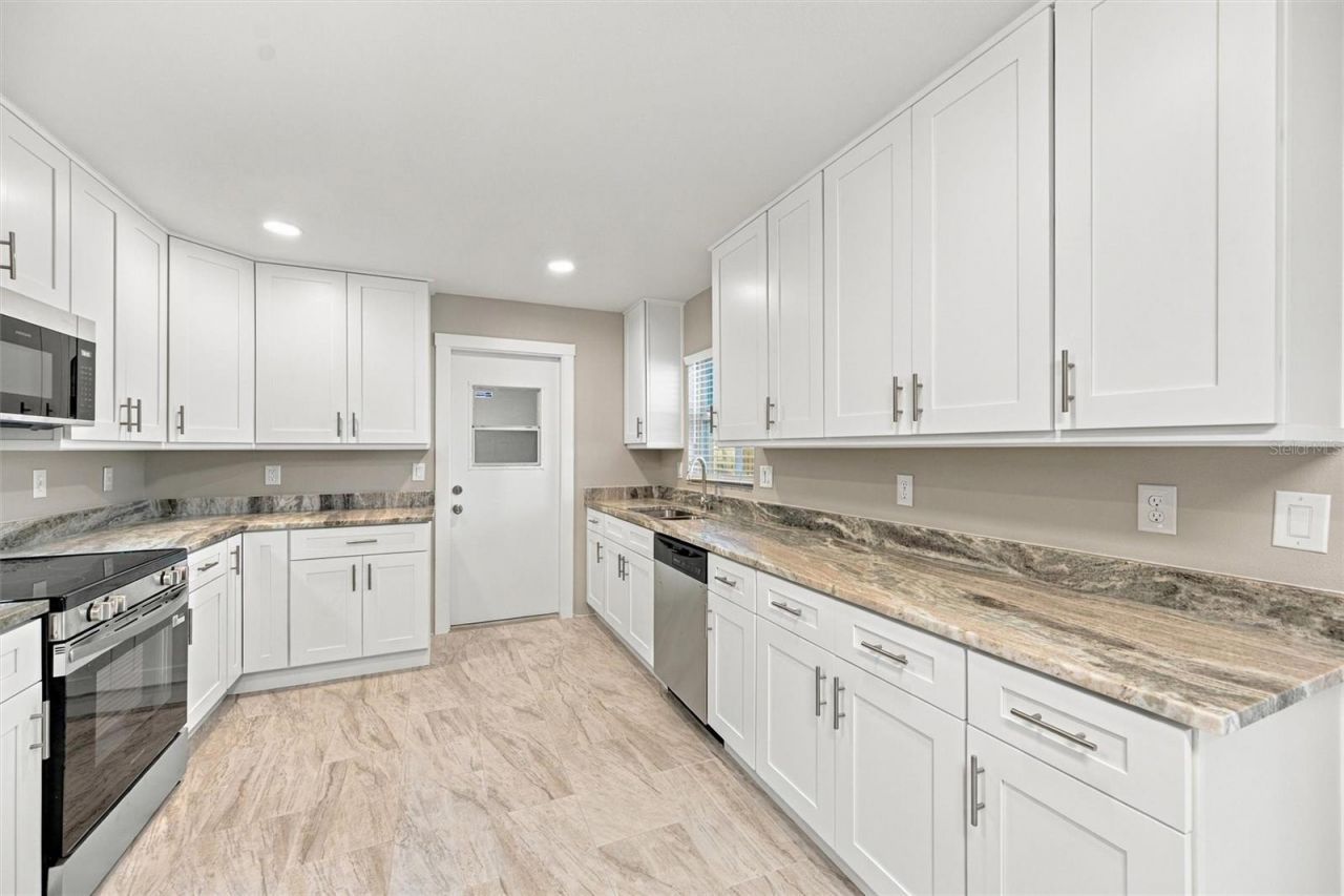 3205 Dunbar Drive , Sarasota, FL 34232 Photo