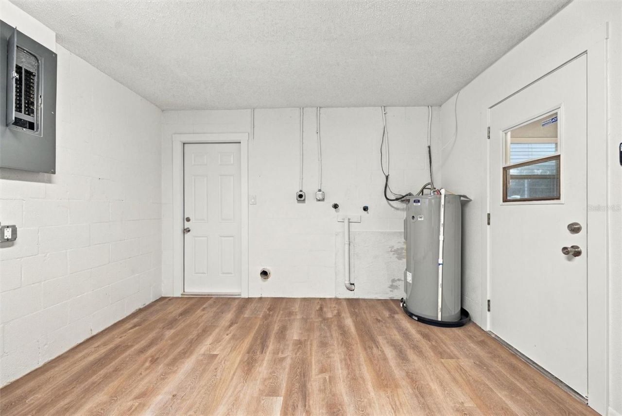 3205 Dunbar Drive , Sarasota, FL 34232 Photo