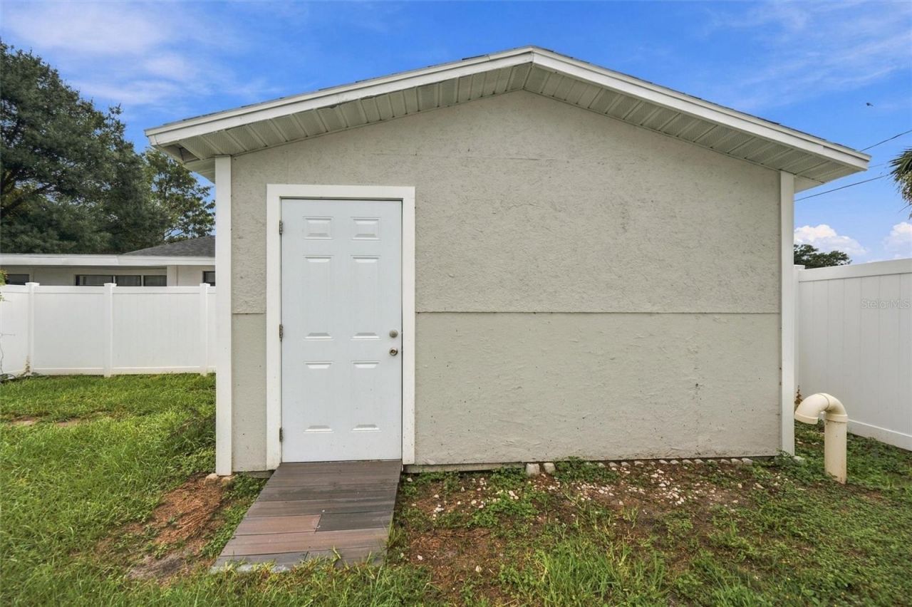 3205 Dunbar Drive , Sarasota, FL 34232 Photo