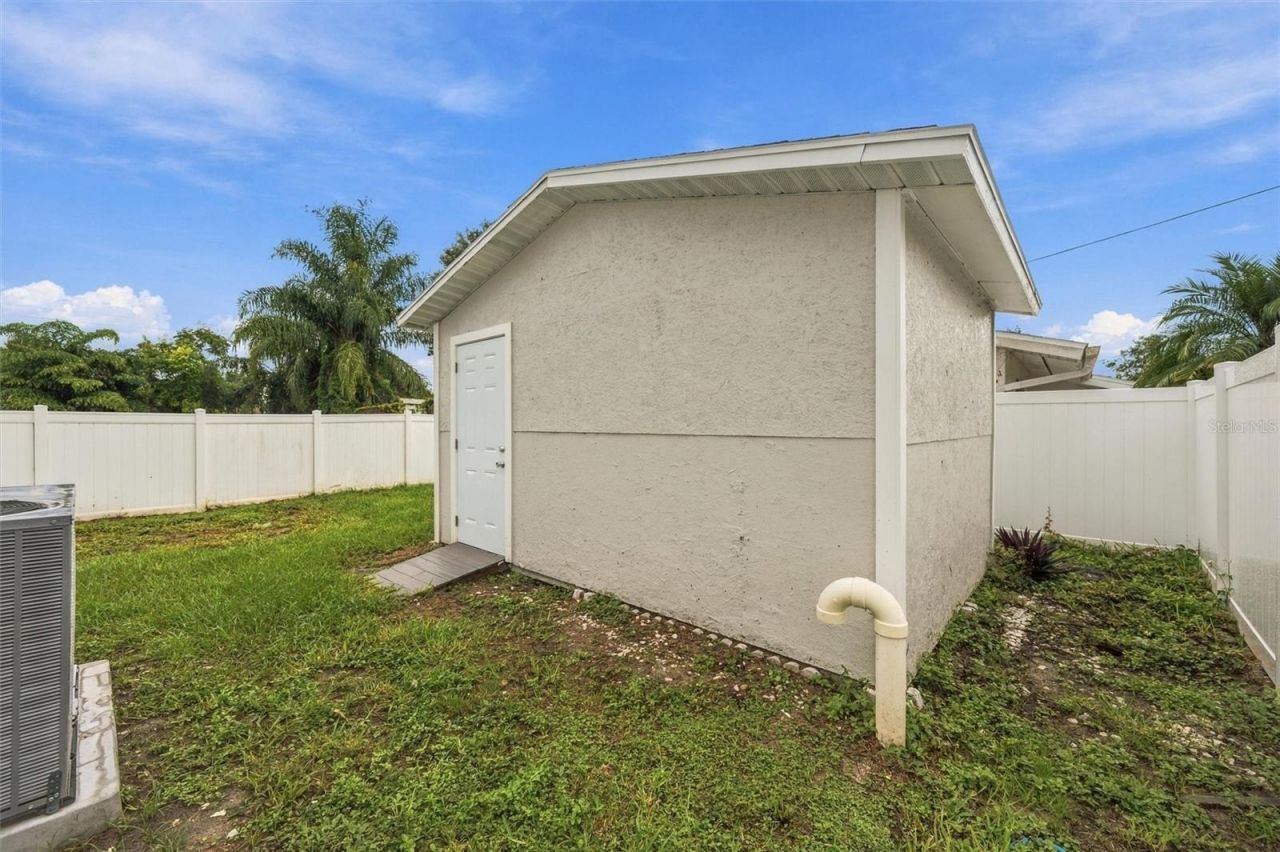 3205 Dunbar Drive , Sarasota, FL 34232 Photo