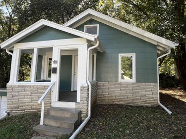 4723 Fowler Avenue, Omaha, NE 68104