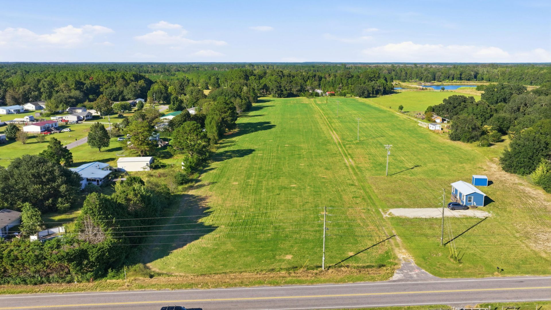 7626 Old Reaves Ferry Road Photo 2