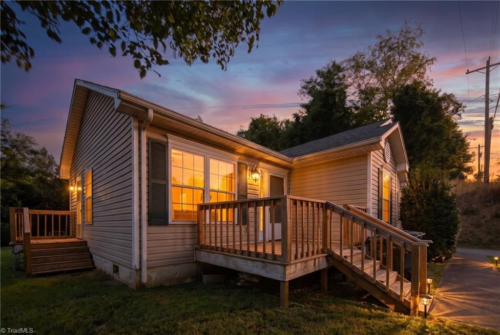 203 Jones School Road, Mount Airy, NC 27030 Main Photo