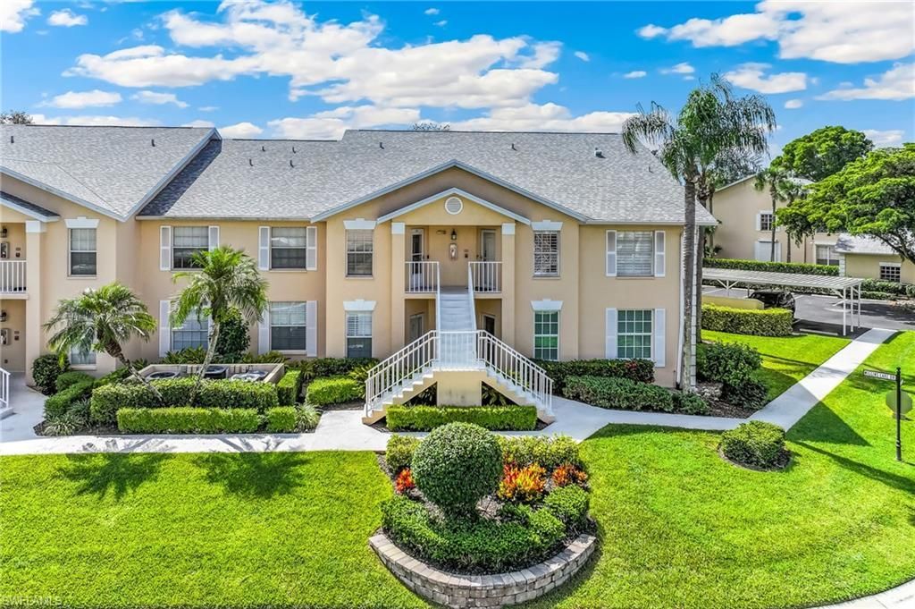 760 Wiggings Lake Dr , Naples, FL 34110 Photo