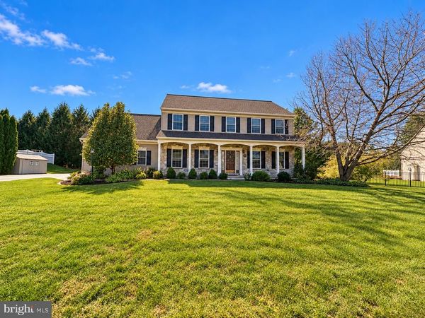 502 STONEBRIDGE DRIVE , LEBANON, PA 17042