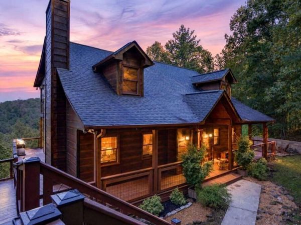 800 Mango Lane, Ellijay, GA 30540