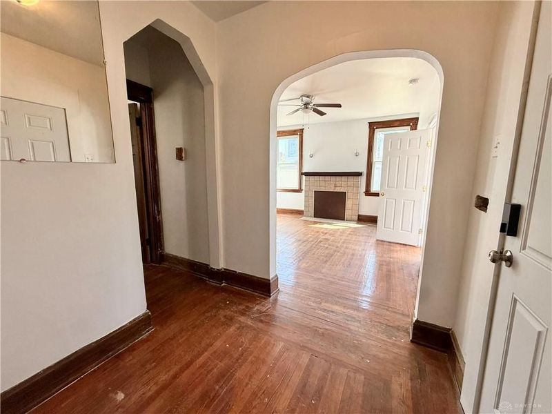 548 Carplin Place, Cincinnati, OH 45229 Photo 2
