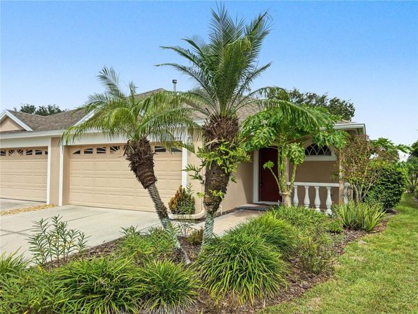 30935 WHITLOCK DRIVE , WESLEY CHAPEL, FL 33543