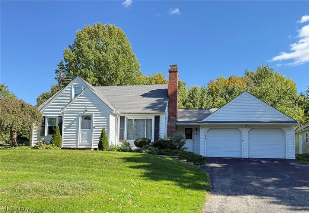 12597 Ward Drive, Chesterland, OH 44026 Main Photo