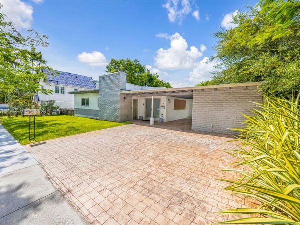 910 NE 81st St , Unit 910, Miami, FL 33138