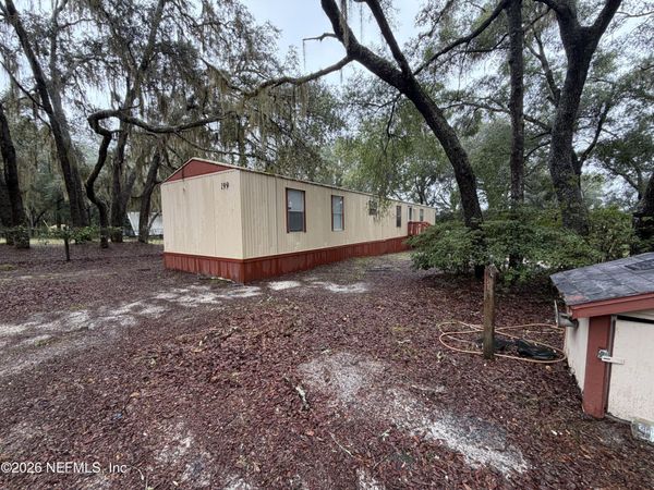 199 LAKEVIEW Drive, Melrose, FL 32666