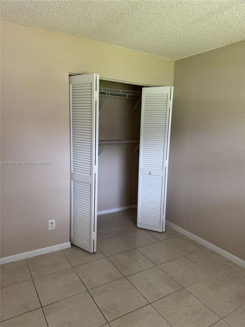 6800 Nova Dr , Unit 102-1, Davie, FL 33317 Photo