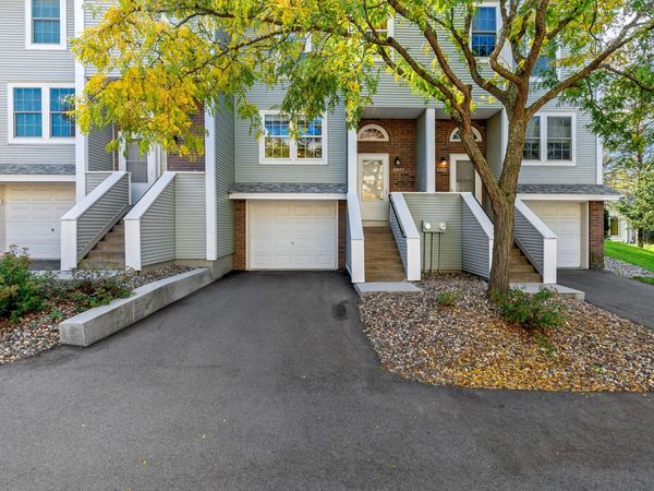 10673 Sherman Drive, Eden Prairie, MN 55347