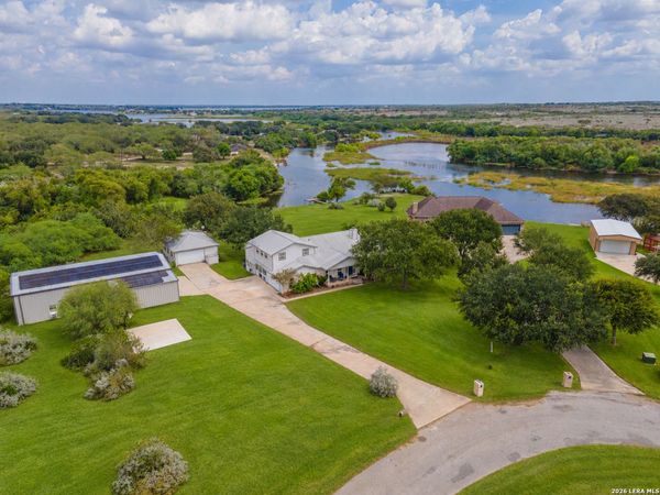 165 DAVID CIR, Sandia, TX 78383