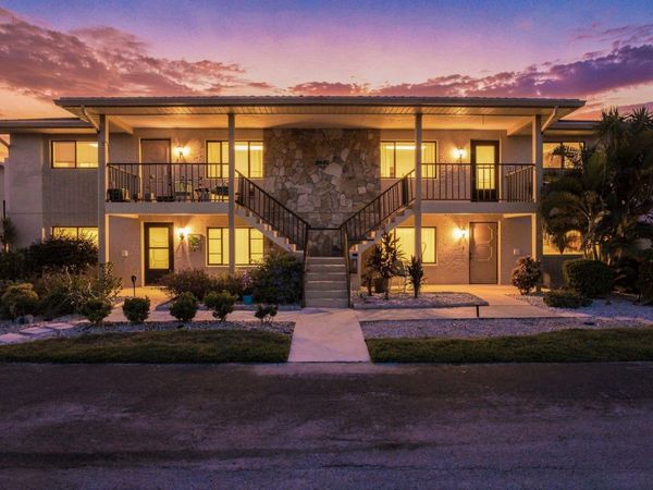 9960 EAGLES POINT CIRCLE, Unit 4, PORT RICHEY, FL 34668
