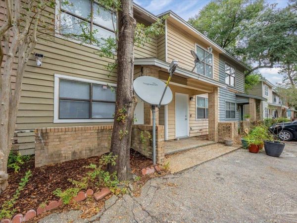 618 Gap Creek Dr, Unit 27, Ft Walton Beach, FL 32548