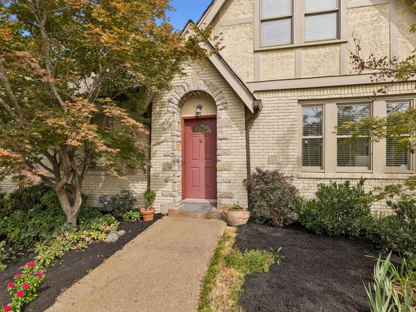 230 Cherokee Rd, Nashville, TN 37205