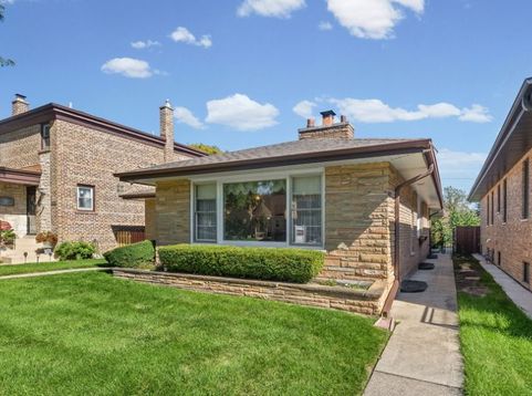 Main Photo
