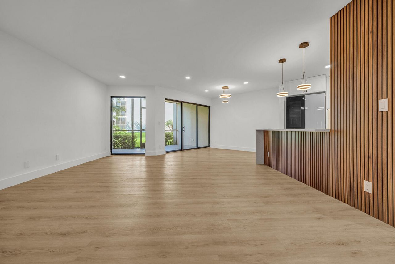5701 Camino Del Sol, Unit 106, Boca Raton, FL 33433 Photo