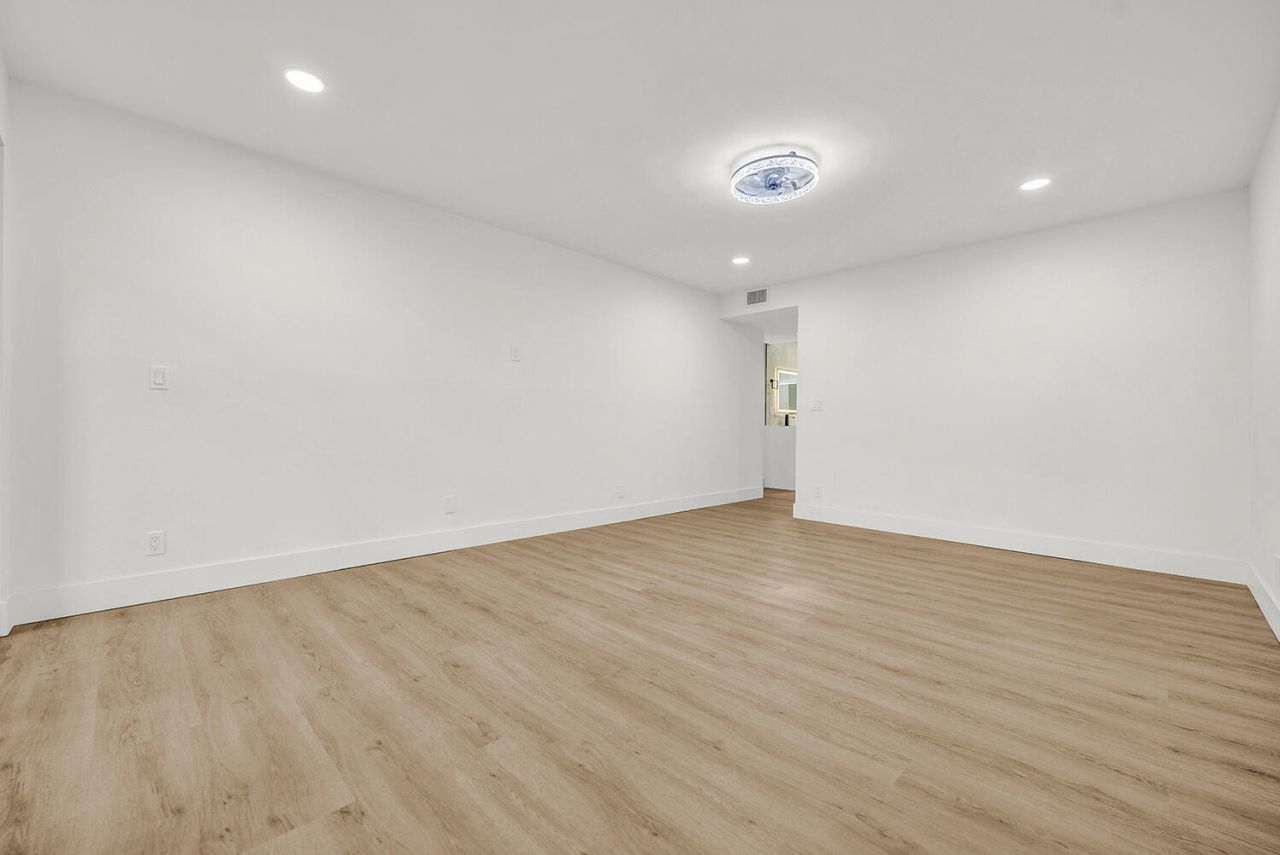 5701 Camino Del Sol, Unit 106, Boca Raton, FL 33433 Photo
