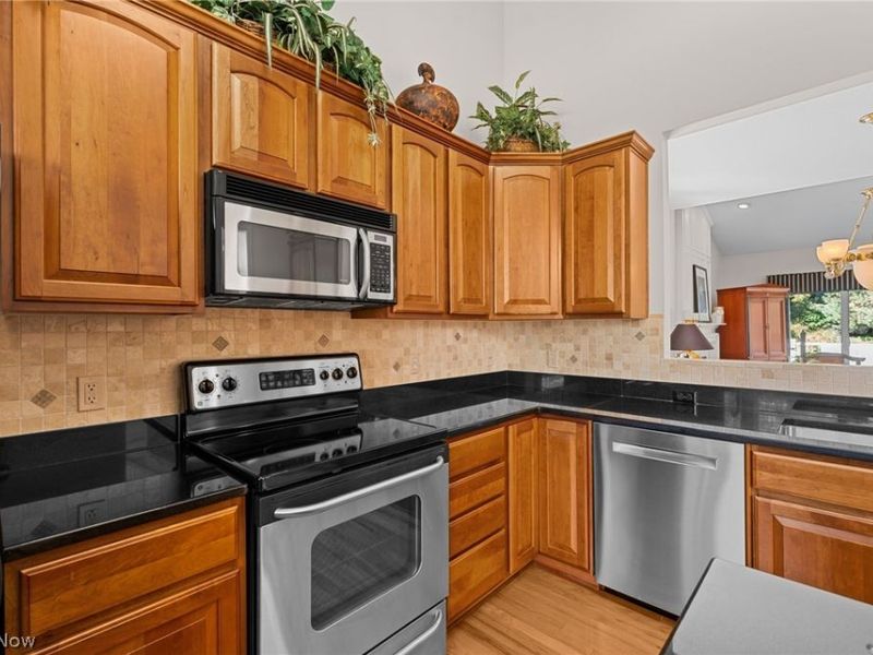 35760 Ithaca Drive, Avon, OH 44011 Photo 10