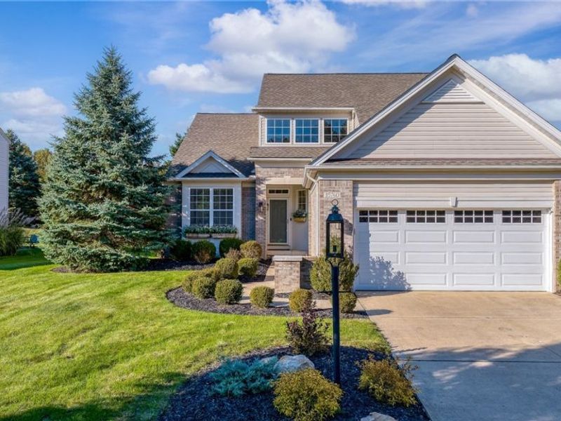 35760 Ithaca Drive, Avon, OH 44011 Photo 2