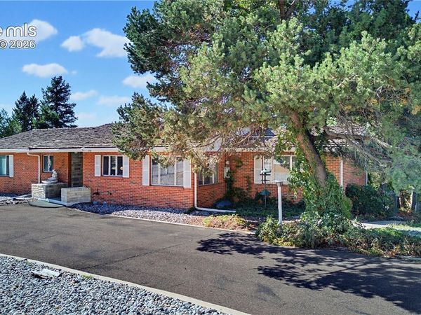 2700 N Chelton Road, Colorado Springs, CO 80909