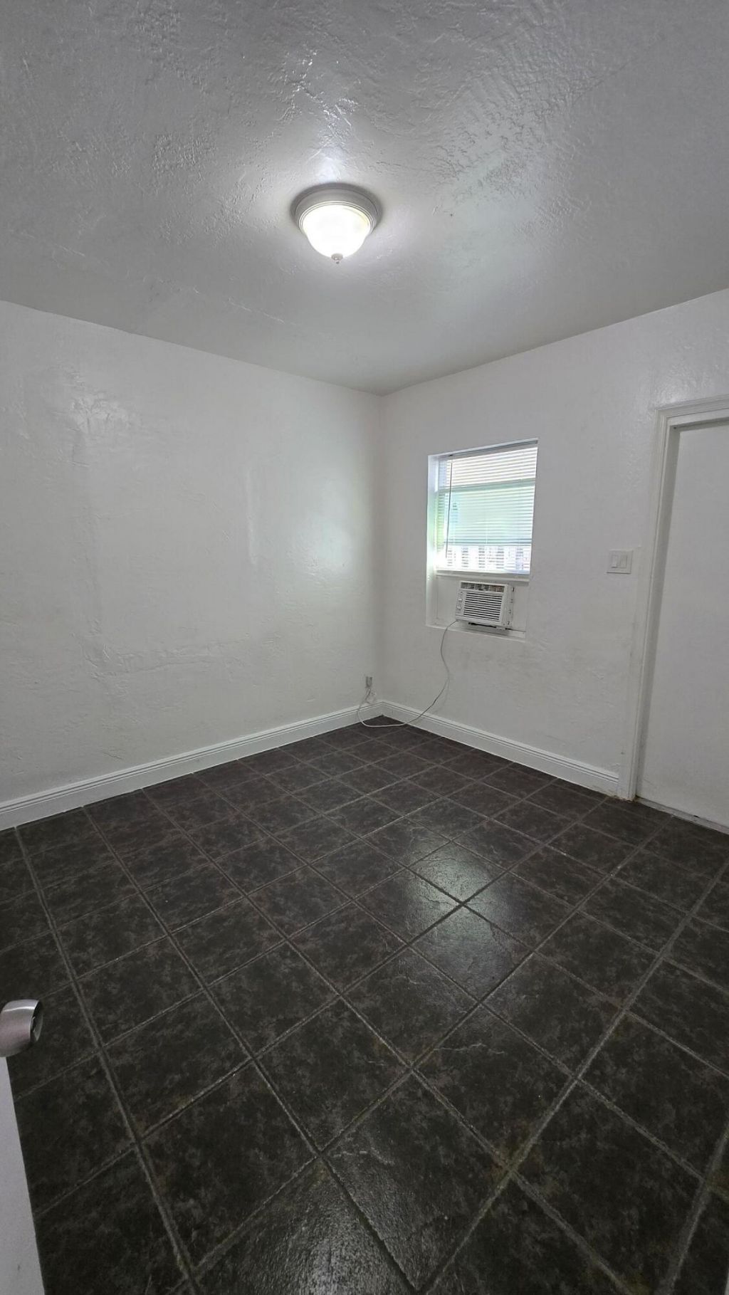 1012 NW 2nd Avenue, Unit 4, Hallandale Beach, FL 33009 Photo