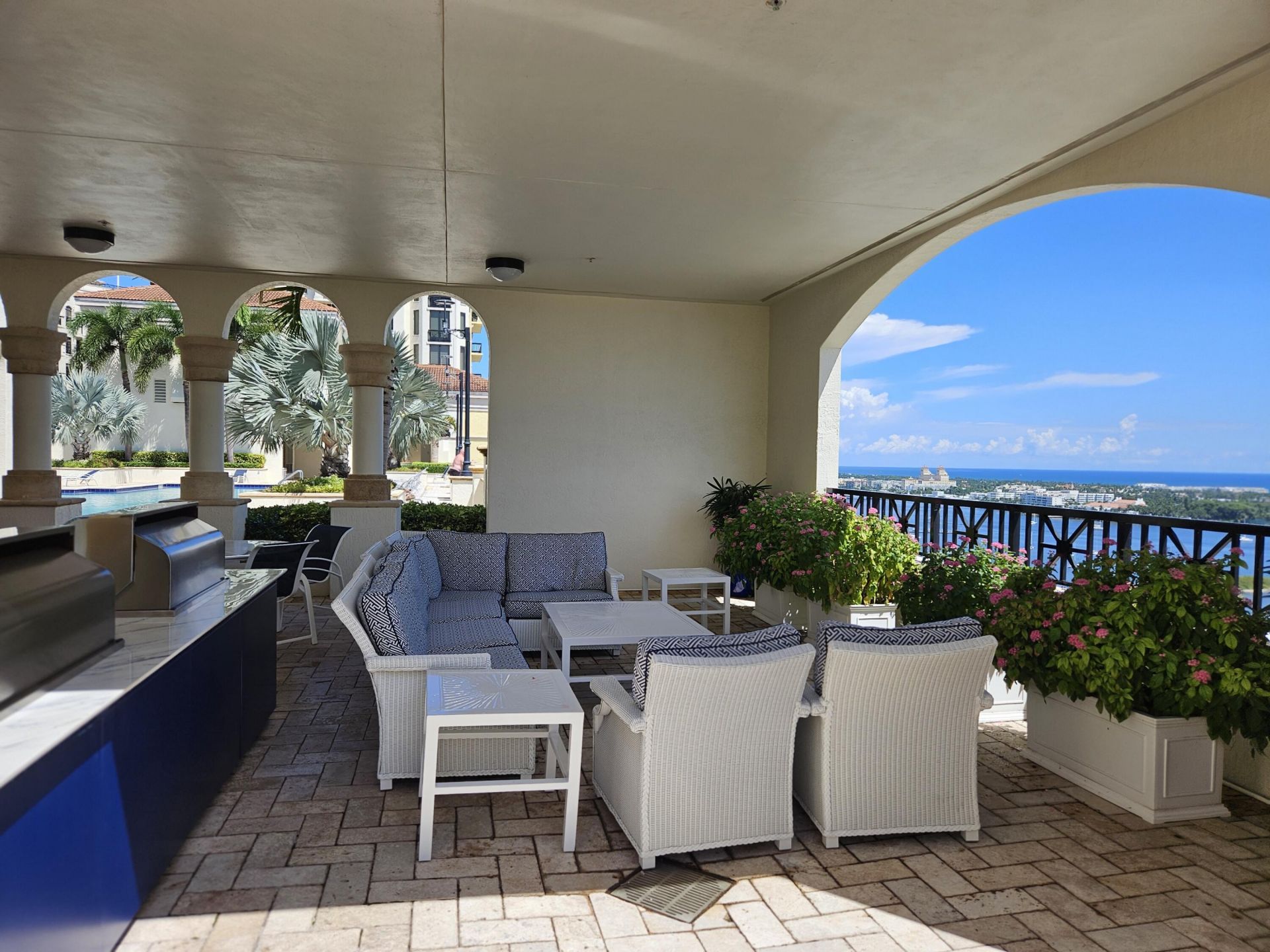801 S Olive Avenue, Unit 1616, West Palm Beach, FL 33401 Photo
