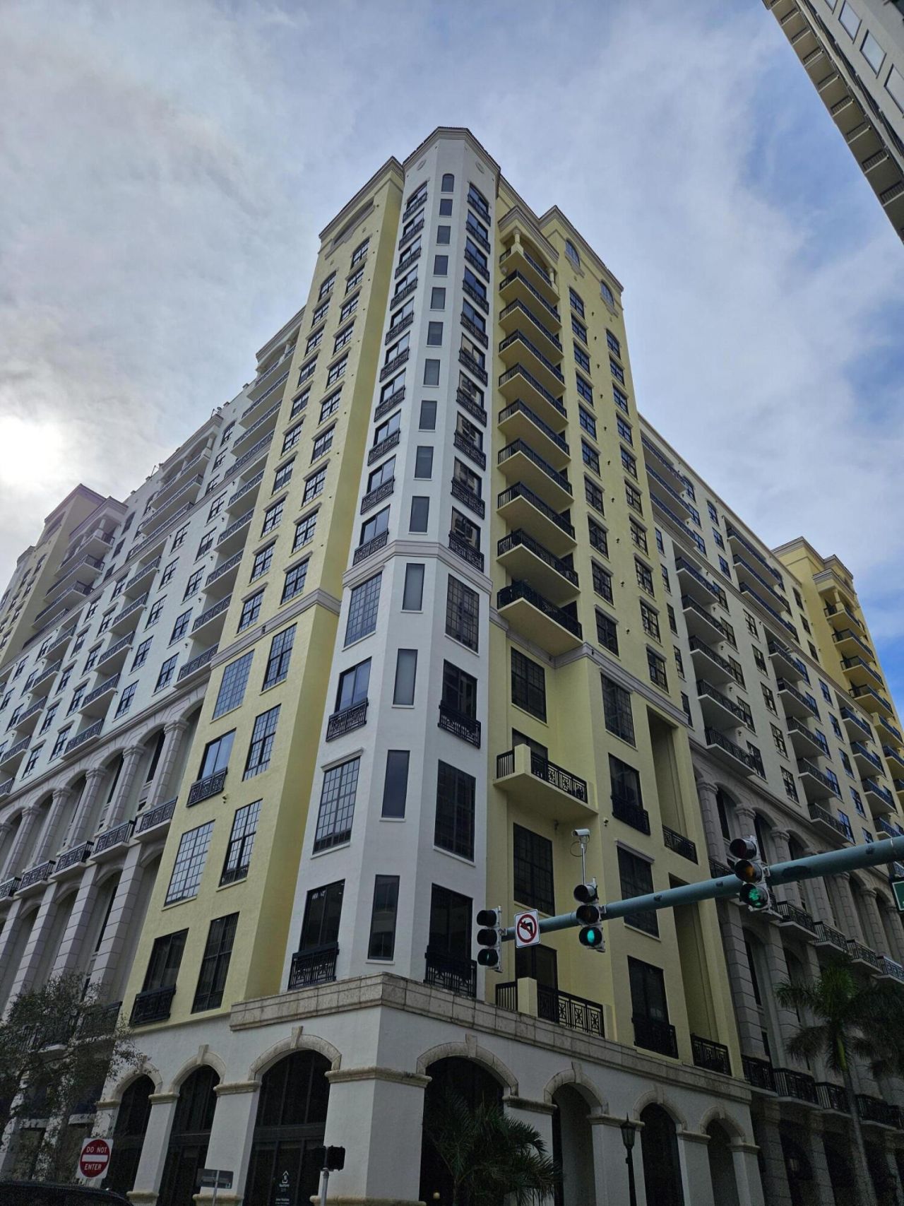 801 S Olive Avenue, Unit 1616, West Palm Beach, FL 33401 Photo