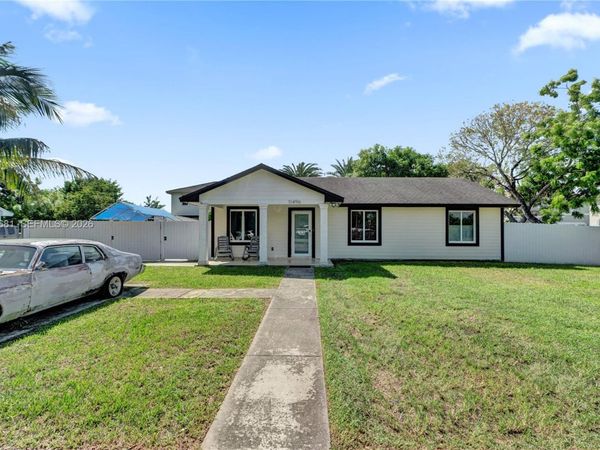 11496 SW 227th Ter , Miami, FL 33170