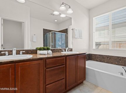 10819 Oakhaven Drive, Reno, NV 89521 Photo