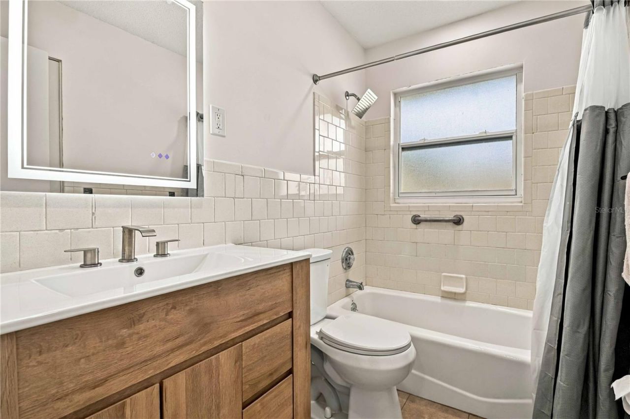 2414 25th Avenue W, Bradenton, FL 34205 Photo