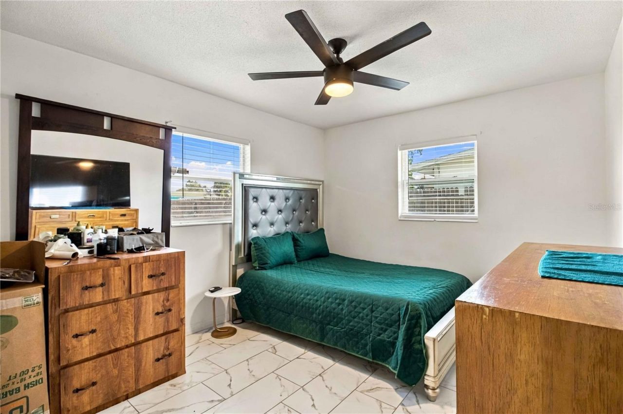 2414 25th Avenue W, Bradenton, FL 34205 Photo