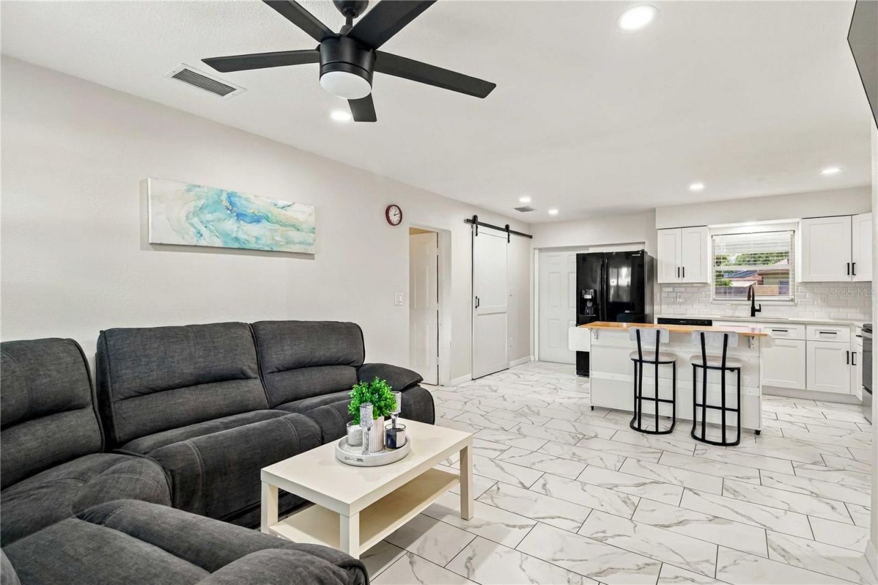 2414 25th Avenue W, Bradenton, FL 34205 Photo