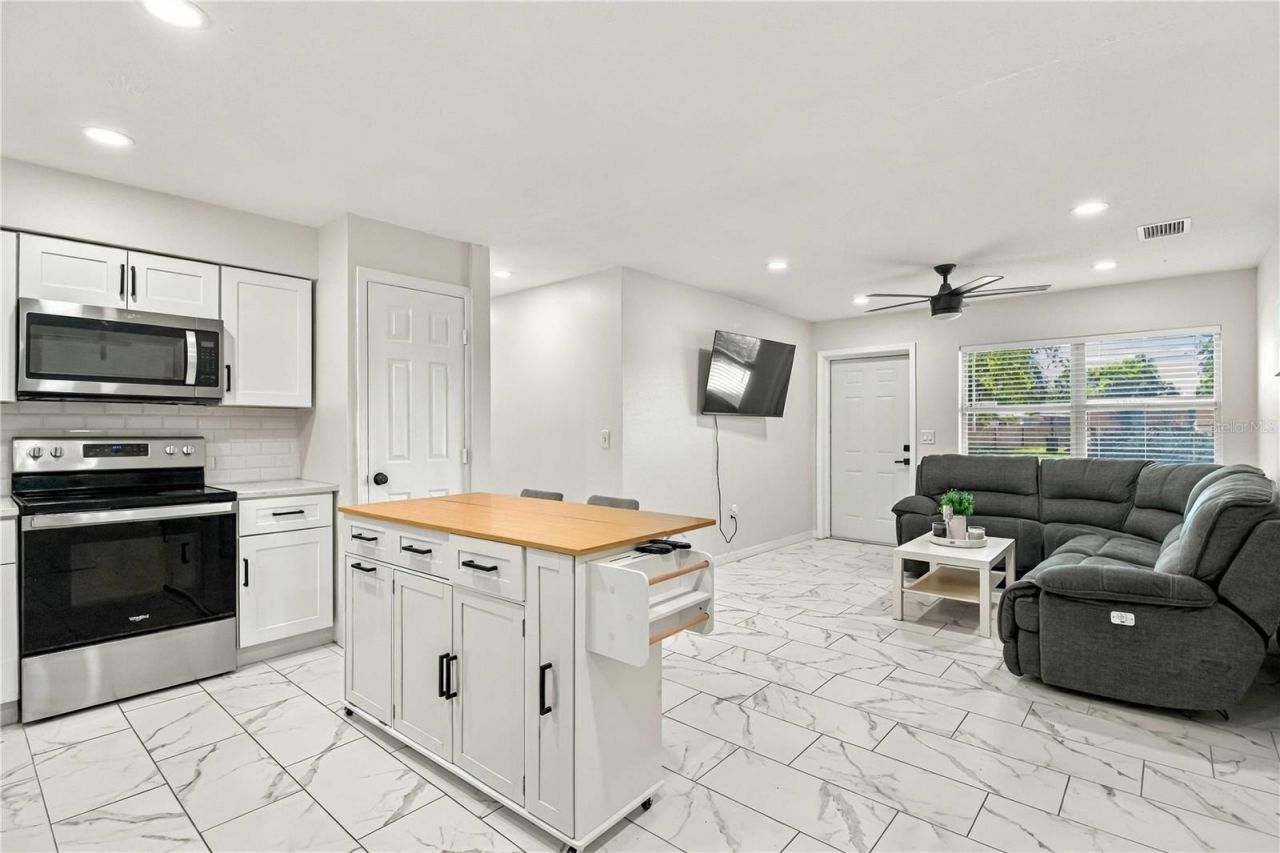 2414 25th Avenue W, Bradenton, FL 34205 Photo