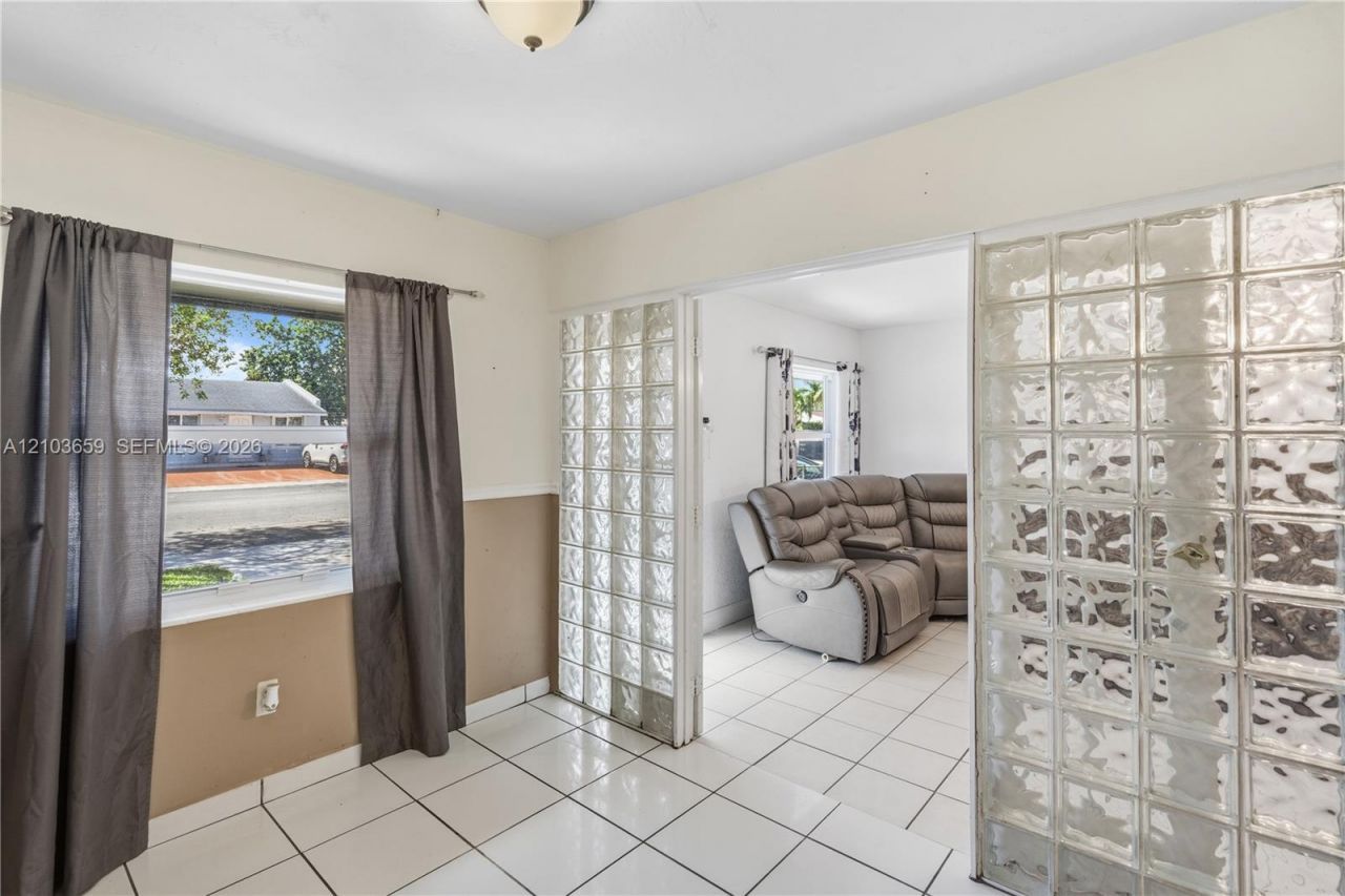 4511 SW 129th Ave , Miami, FL 33175 Photo