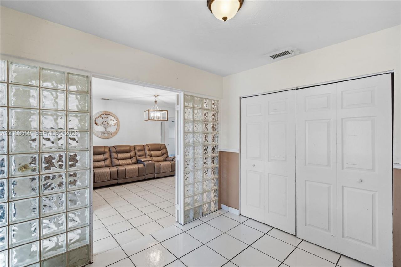 4511 SW 129th Ave , Miami, FL 33175 Photo